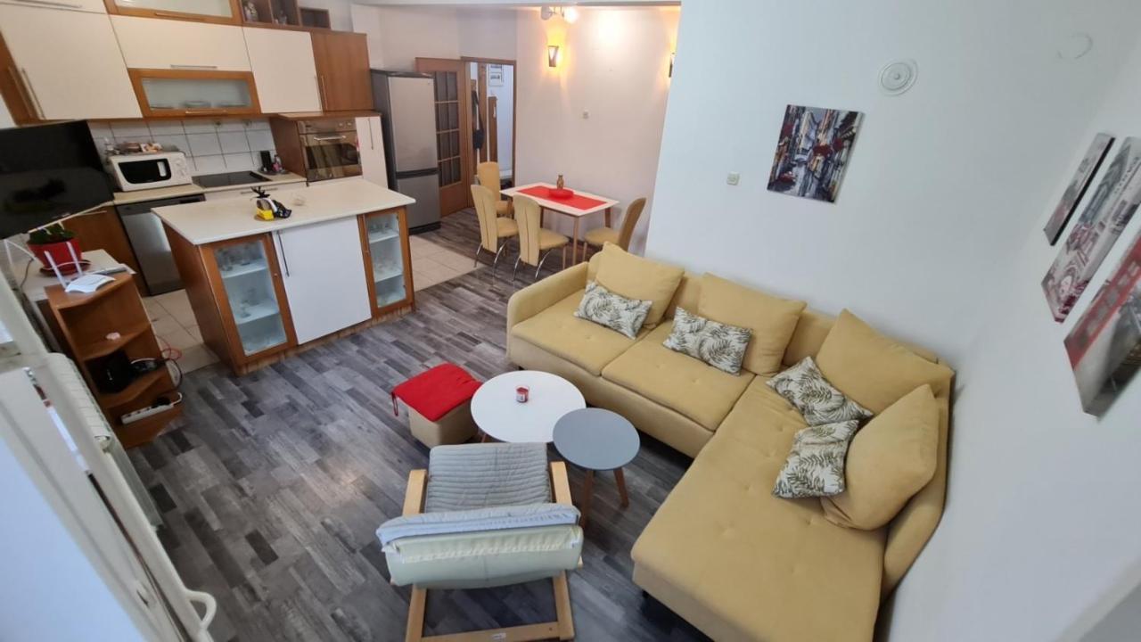 Center Cosy Apartment Skopje Ngoại thất bức ảnh
