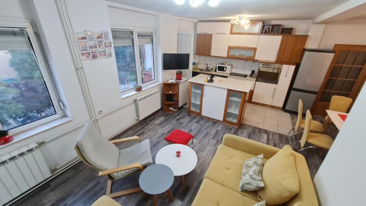 Center Cosy Apartment Skopje Ngoại thất bức ảnh