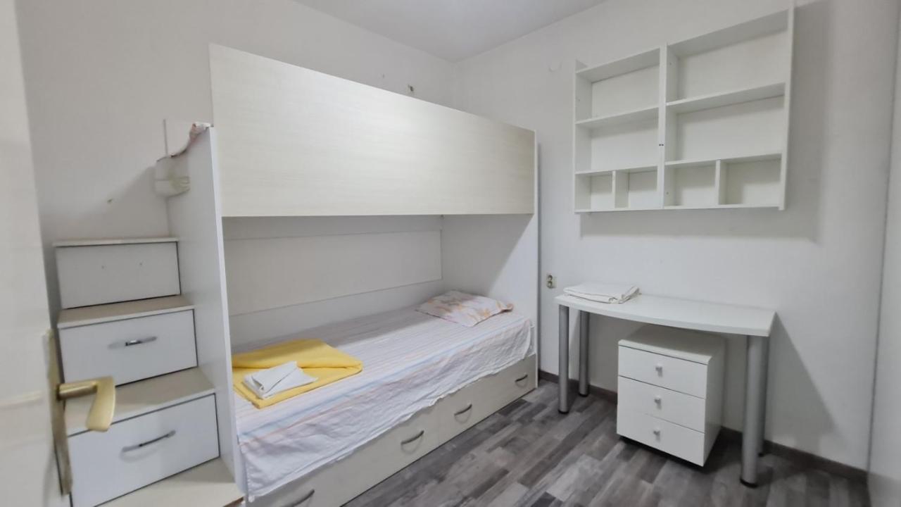 Center Cosy Apartment Skopje Ngoại thất bức ảnh